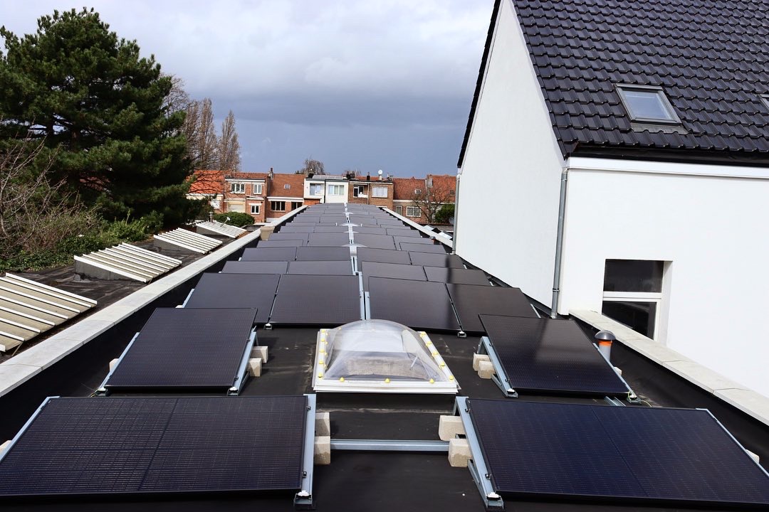 Installatie zonnepanelen & thuisbatterij in Antwerpen