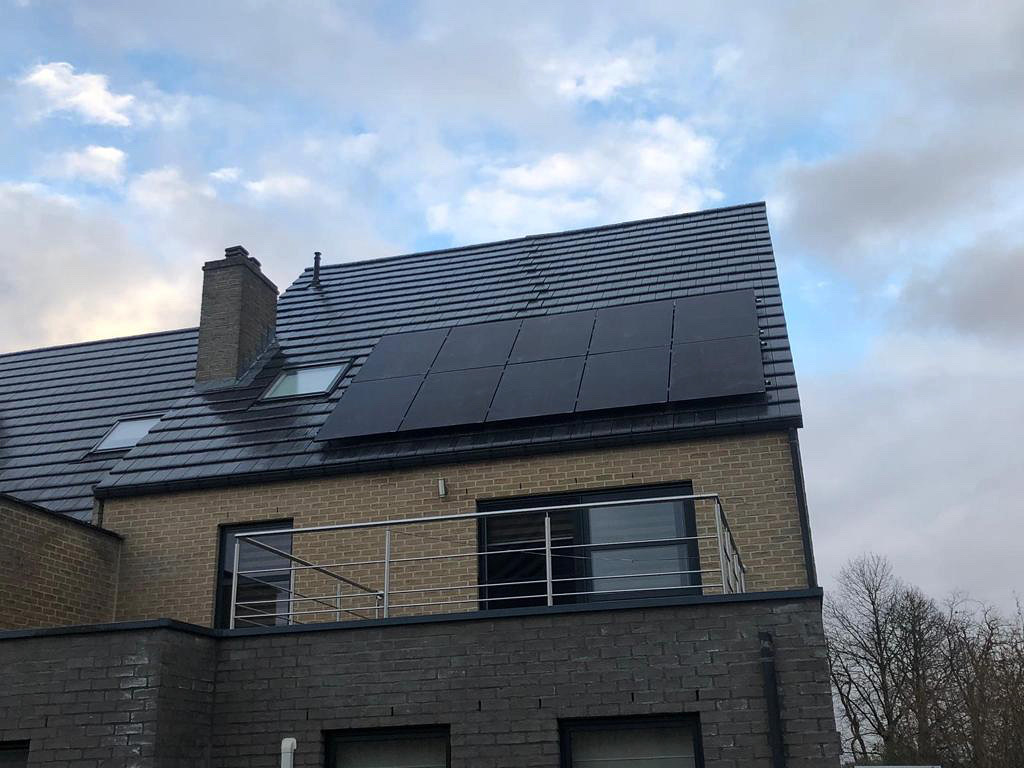 Installatie zonnepanelen & thuisbatterij in Oost-Vlaanderen